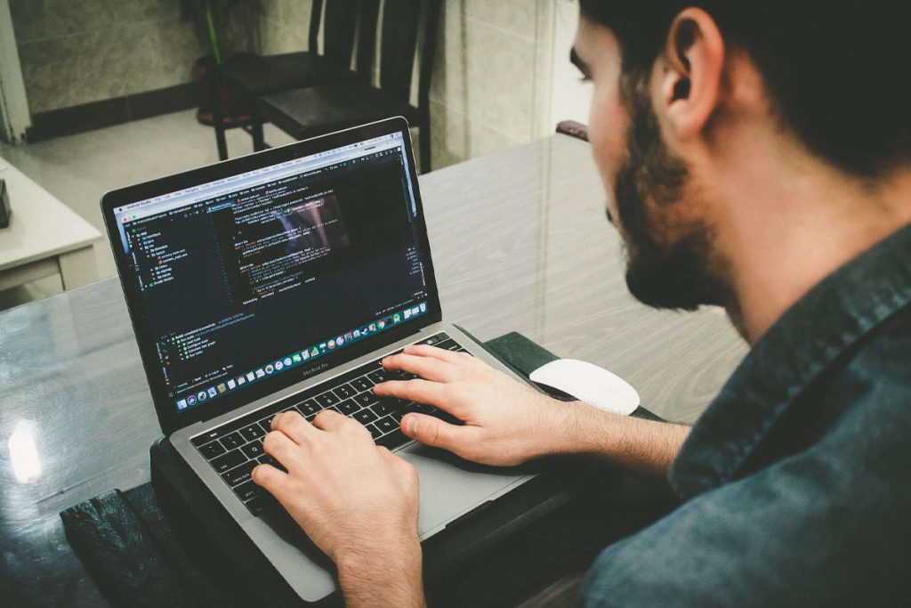 زبان های برنامه نویسی وب
