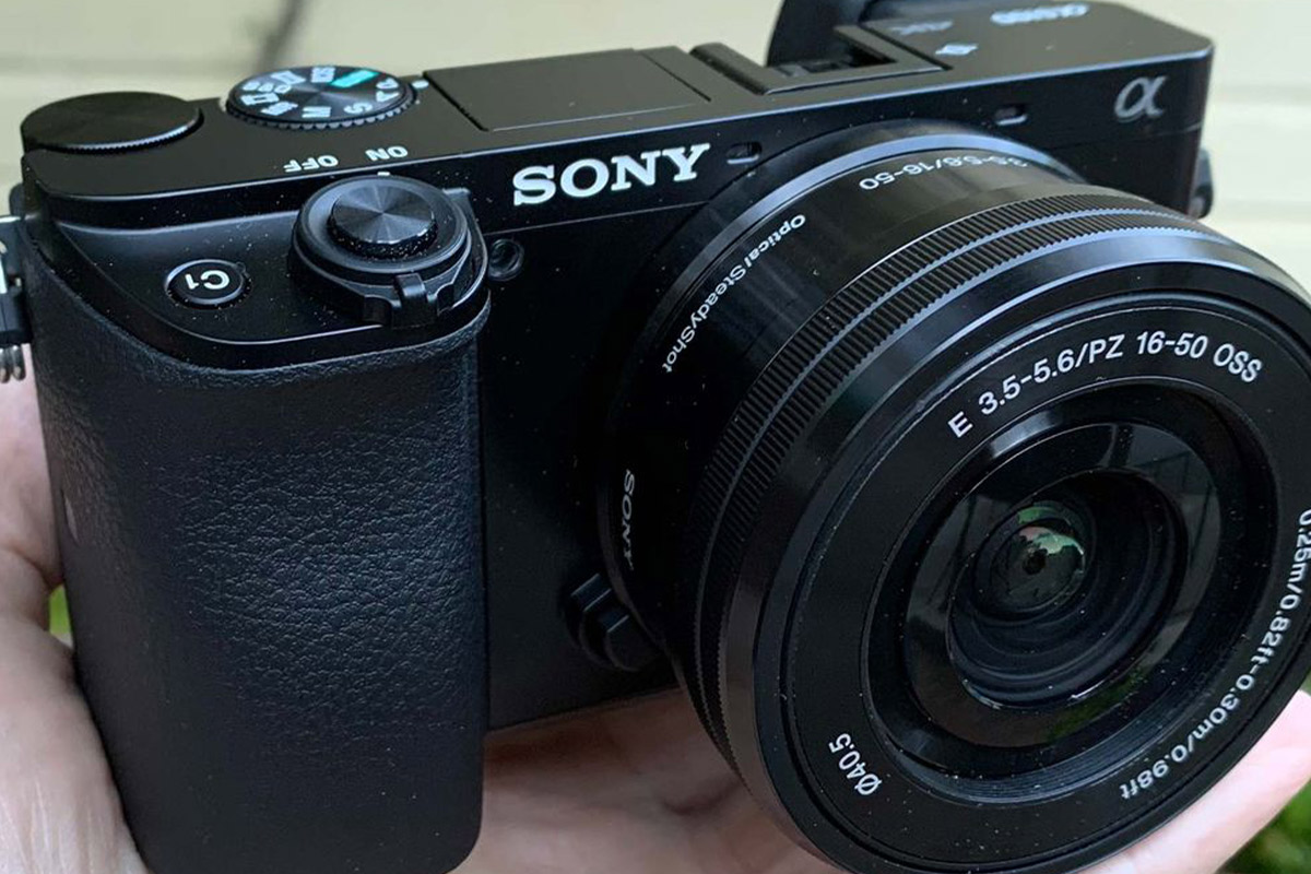 دوربین Sony A6100