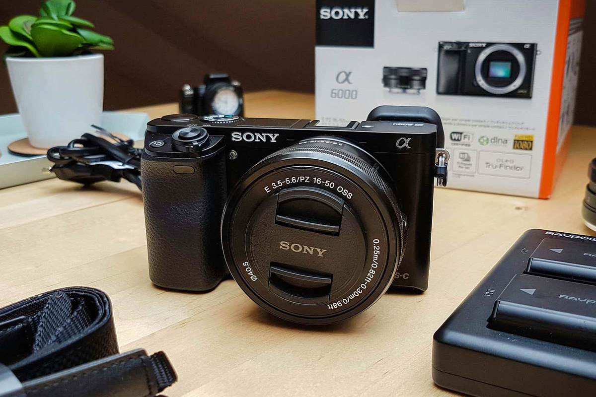 دوربین Sony Alpha a6000